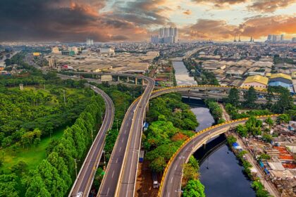 Aparatur Sipil Negara beraksi dalam upaya pelayanan publik yang profesional dan transparan